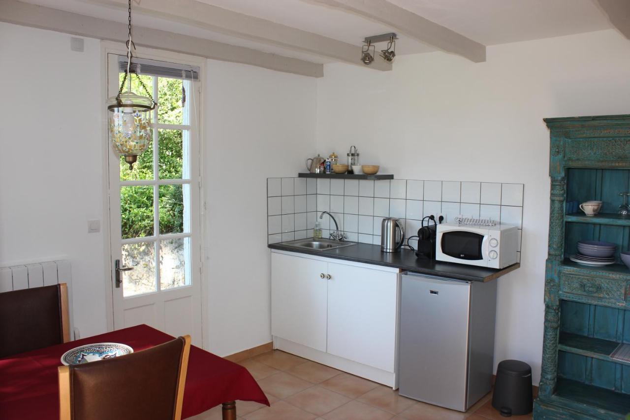 Guest house Castel Rouge *